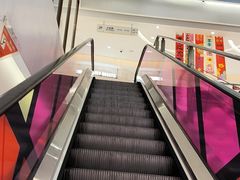 -资和信百货商场
