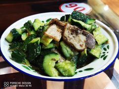 黄瓜拌肘花-聚首堂·特色小吃·肘子(什刹海德胜门店)