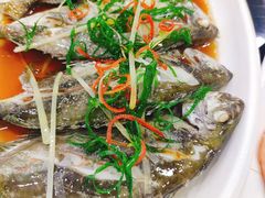 黄豆酱蒸小海鱼-刘记糟粕醋海鲜烧烤