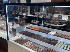 -Laderach 莱德拉(上海环贸iapm店)