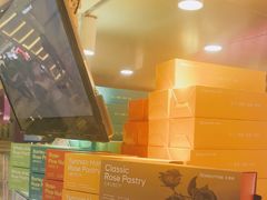 -HappyMiss花满楼·鲜花饼·鲜花茶·伴手礼(上海环球港店)