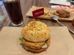 -必胜客(华邦银泰店)