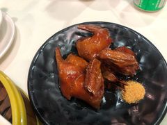 玻璃脆皮乳鸽-禄興記香港大排档(歌斐中心店)