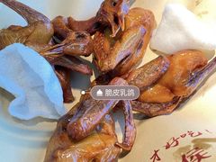 -鸽子侯·家宴·平价海鲜(市图书馆店)