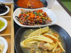 -新仙清汤牛腩(铜锣湾店)