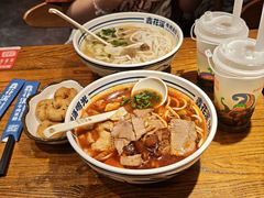 -鑫花溪牛肉米粉(文星广场店)