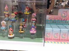 -泡泡玛特POPMART(侨福芳草地店)