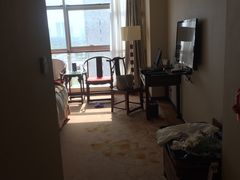 -乌兰湖畔草坪轻奢营地