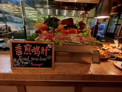 -大中华希尔顿酒店-念自助餐·嗨啤·小龙虾