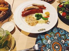 -LENBACH兰巴赫西餐啤酒坊(大连东港店)