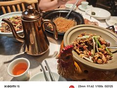 -绿草地·湘菜(酃湖师院店)