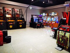 -嘻哈欢乐场(华宇广场店)