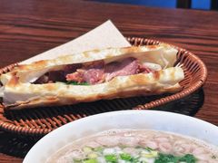 -王记驴火河间驴肉火烧(长青店)