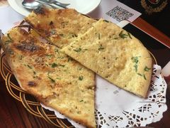 蒜蓉烤饼-耶尼亚餐厅Bombay Indian Cuisine印度菜