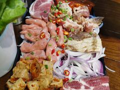 猪肉冠军组合-·缸桶屋·韩式牛肋条自助烤肉(西湖D11店)