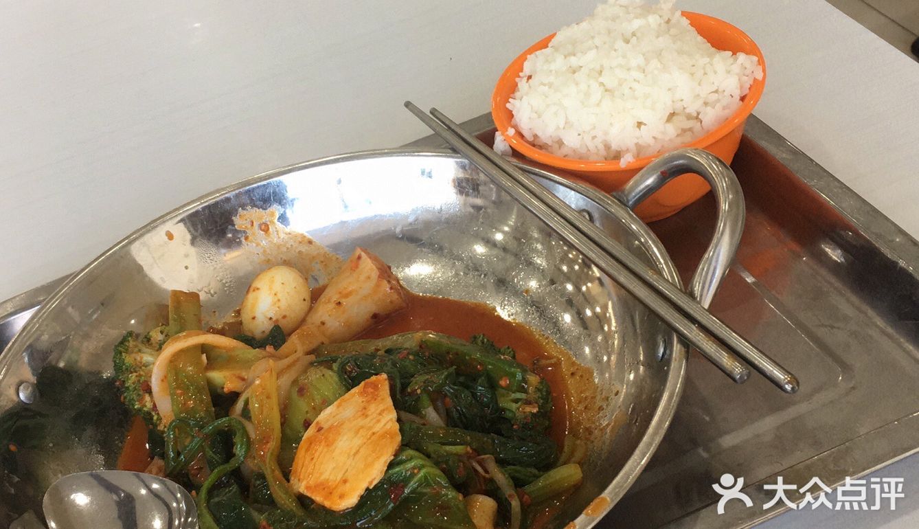 瞎吃合集[调皮]｜疯狂踩雷de12月份de外卖&小零嘴&饭们 