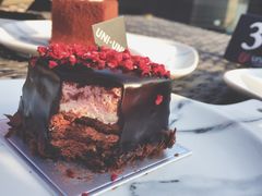 覆盆子黑森林-UNI UNI(环亚凯瑟琳店)