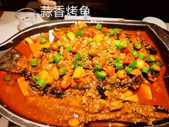 -江边城外烤全鱼(世茂广场店)