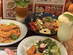 -玛格萝妮比萨屋(陆家浜路店)
