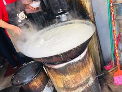 -云南大锅豆浆店