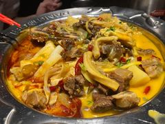 犇犇胶汁牛杂煲-胖哥俩肉蟹煲(湖滨银泰in77店)