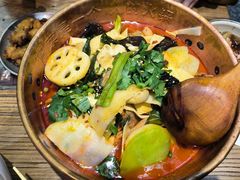 -成都你六姐·牛肉冒菜(城市集市合生汇店)