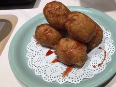 传统鲜虾荔蓉炸两-喜势点·糖沙翁手工茶点·本地人茶居(永庆坊店)