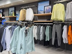 -东荟城名店仓
