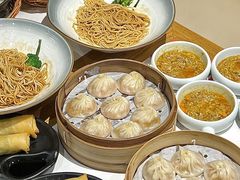 -馋三尺蟹粉小笼(人民广场店)