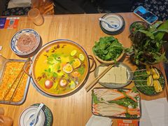 -洱火云南酸菜牛肉火锅(石景山当代商城店)