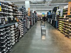 -迪卡侬(金龙湖店)