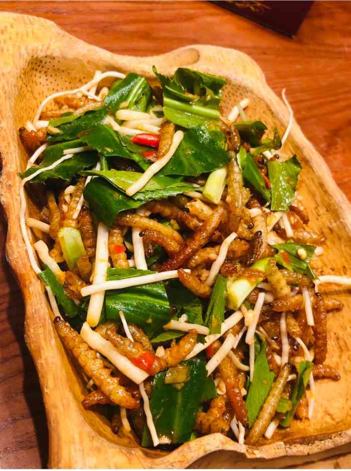 老滇山寨云南民族特色菜世纪城店