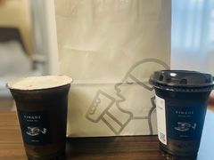 -喜茶(北京华贸购物中心店)