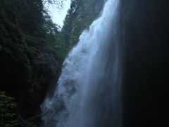 -龙水峡地缝景区
