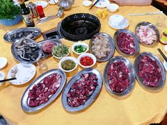 -五洞培记山庄·鲜牛肉火锅