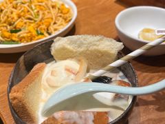 -云海肴·汽锅鸡·云南菜(天山百盛优客店)