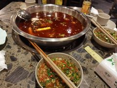 -肖肖酸萝卜鱼火锅(总店)