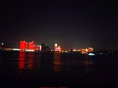 景点-武昌江滩