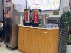 -秦君宝手擀菠菜面(金花路店)