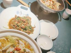 -呷湘厨·鱼汤捞饭·剁椒鱼头·辣椒炒肉(国家会展中心店)