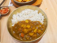 咖喱牛肉饭-米村拌饭(银泰中心店)