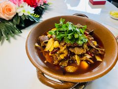 -庖丁人家巴东茶店牛肉(施南古城店)
