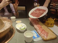 -前门·鲜肉火锅(长风店)