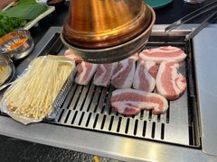 -臻牛烤肉