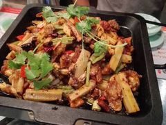 -炭舍干锅·烤鱼(扬名广场店)