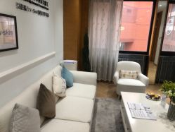 -HEYAN荷妍专业脱毛连锁机构