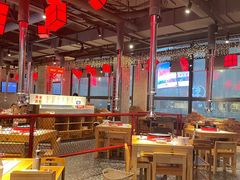 大堂-么肆烤肉·中式自助·烤肉大排档(街道口季佳PAI店)