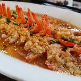 一家名头比菜品好，菜品比环境好的店