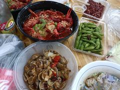 -海盗船. 龙虾烧烤. 酒馆