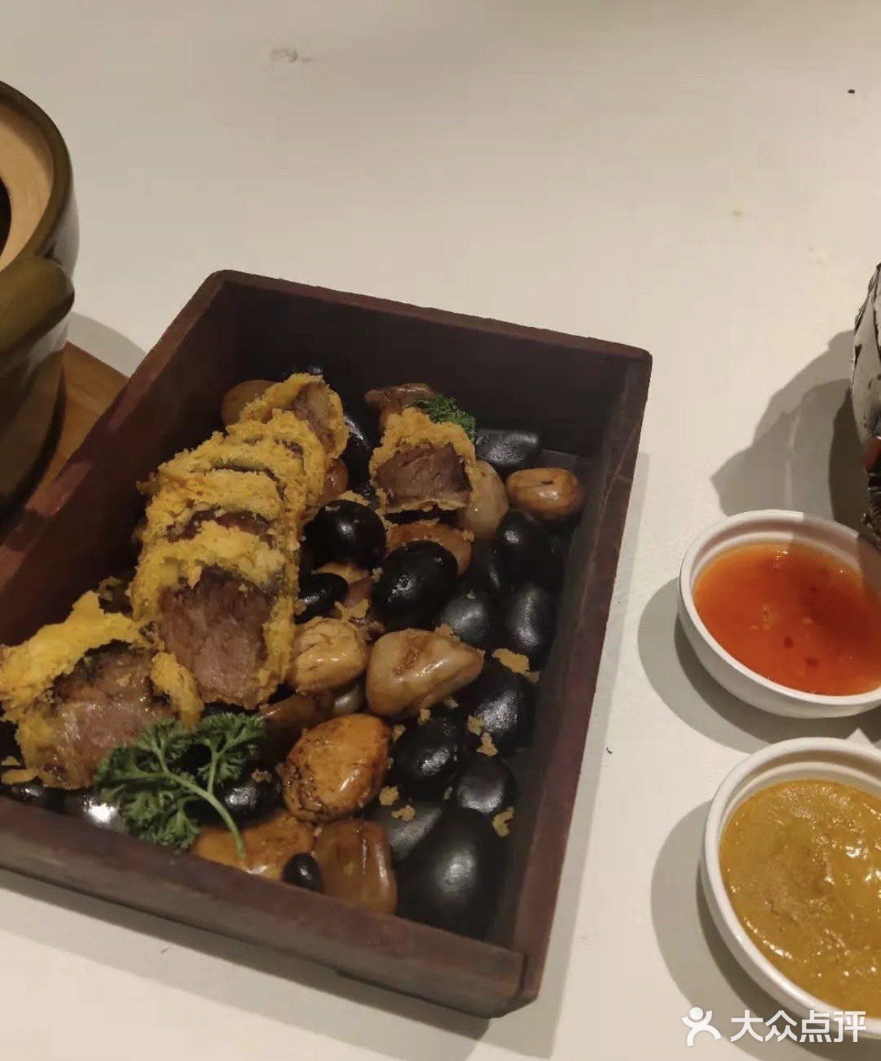 简单的拍了两张他家的特色菜 让大家饱饱眼福！